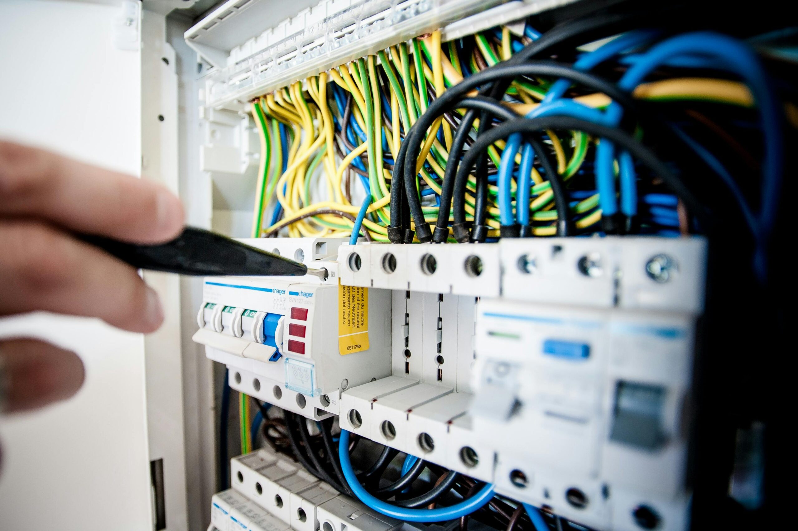 Electrical services in Dubai